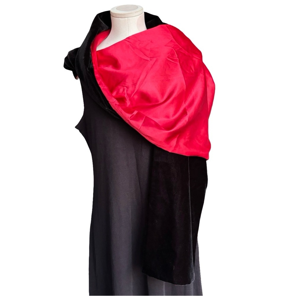 Y2K Double-Sided Shawl – Red Satin & Black Velvet